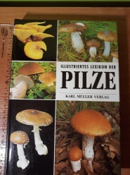 (Antik) Illustriertes lexicon der Pilze (1996)- L. Hagara