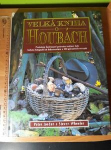 (Antik) Velká kniha o houbách (1997)-P. Jordan, S. Wheeler